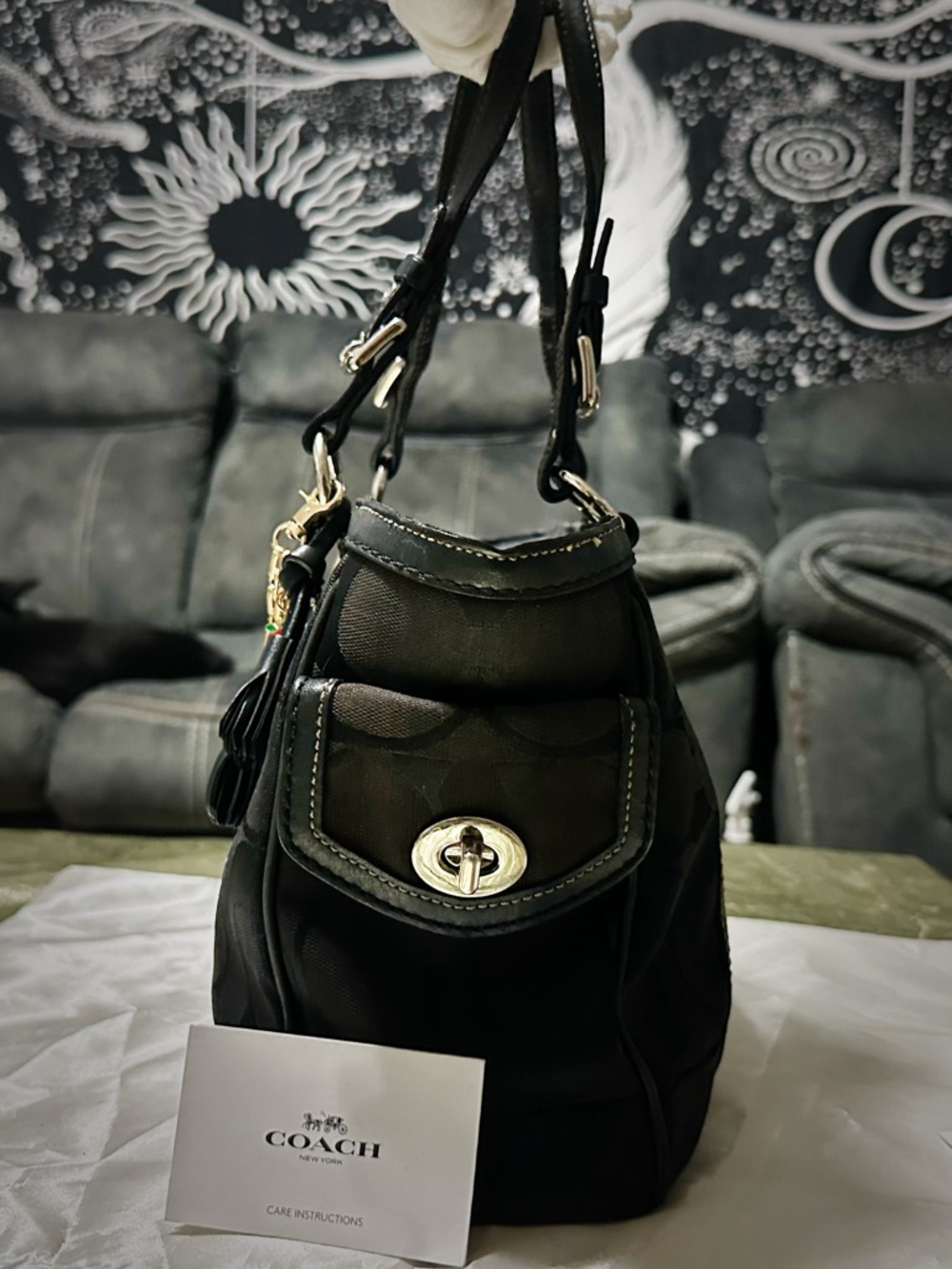 Vintage Coach Y2K soho shoulder Bag Black Signature Tote with cherry chain tote - Picture 15 of 17